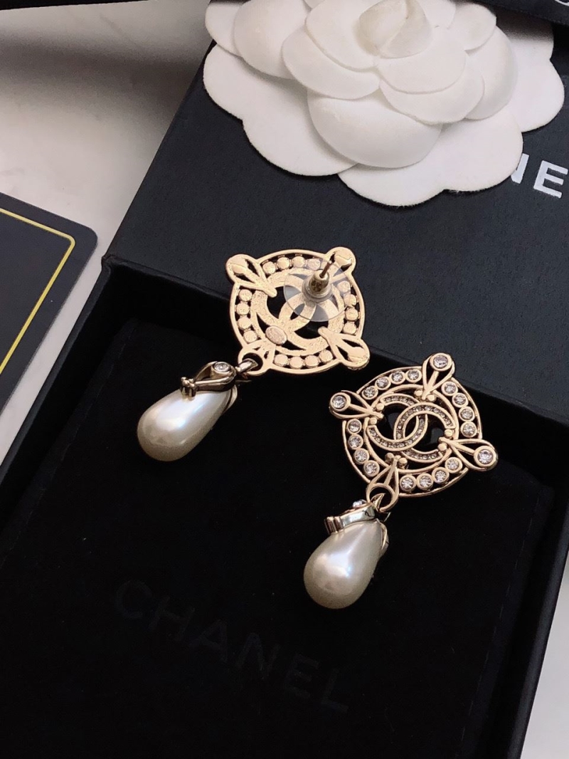 Ch**el earrings